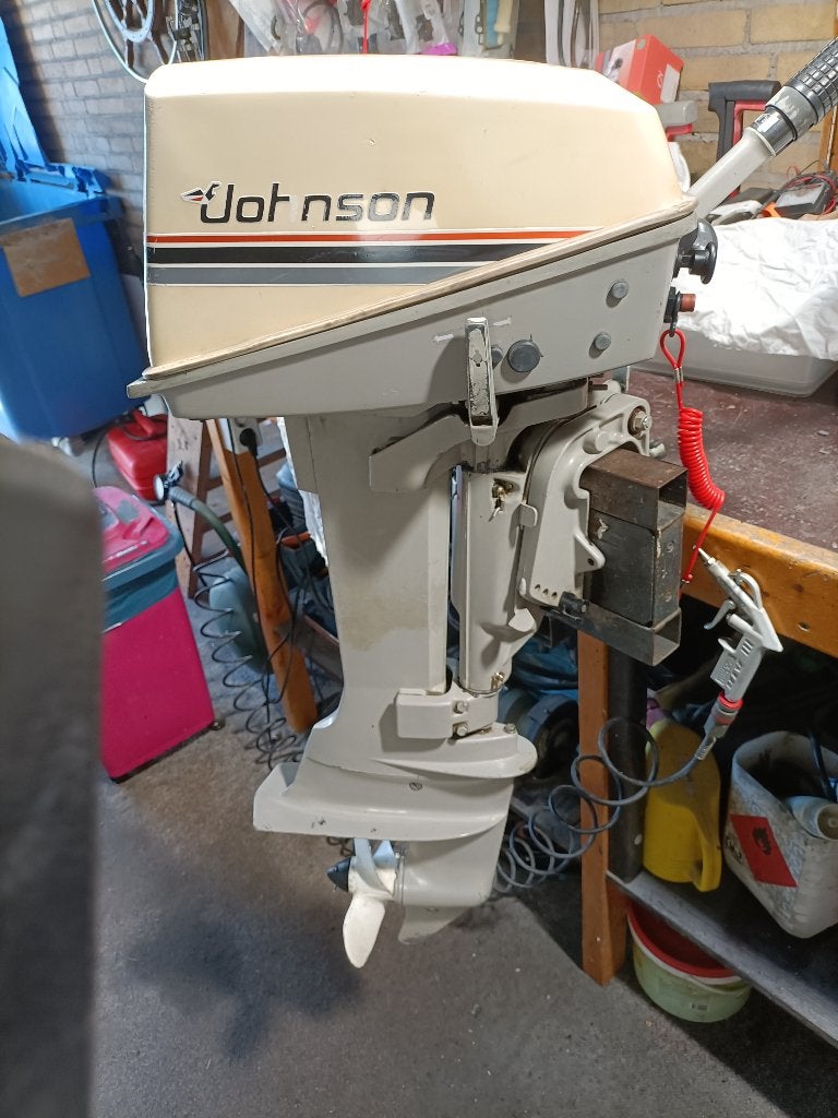 Johnson 8PK kortstaart 2 takt, Watersport en Boten, Buiten- en Binnenboordmotoren, Ophalen, Gebruikt, 5 tot 10 pk, Buitenboordmotor
