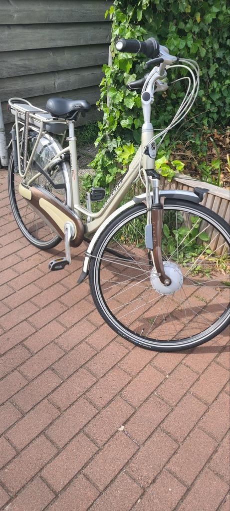 Zeer nette elektrische fiets merk gazelle, Fietsen en Brommers, Minder dan 47 cm, Ophalen of Verzenden, Zo goed als nieuw, Gazelle