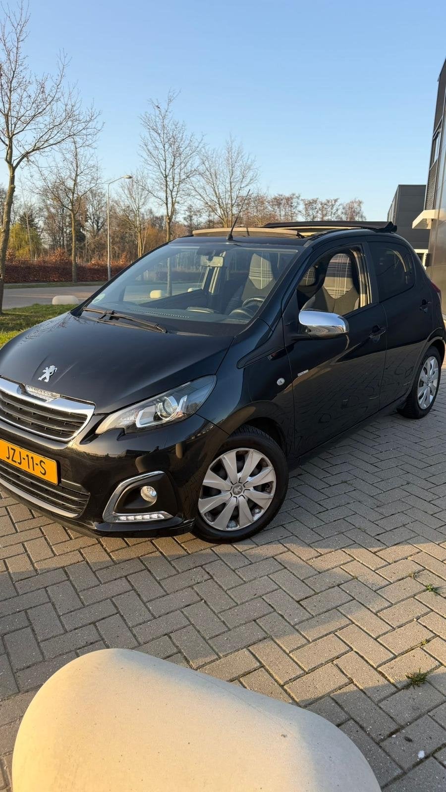 Peugeot 108 1.0 E-vti 72pk 5D 2019 Zwart, Voorwielaandrijving, 4 stoelen, Zwart, Handgeschakeld