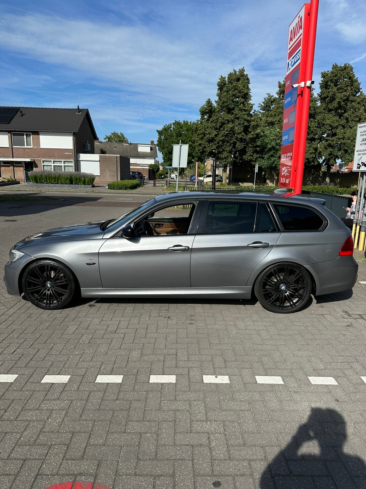 BMW 3-Serie 2.0 I 320 Touring 125KW AUT 2009 Grijs, Automaat, 1995 cc, 4 cilinders, 1435 kg