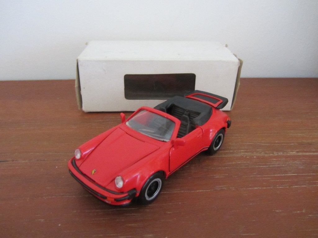 NZG Porsche 911 Turbo Cabriolet, Hobby en Vrije tijd, Modelauto's | 1:43, Ophalen of Verzenden, Nieuw, Auto, Overige merken