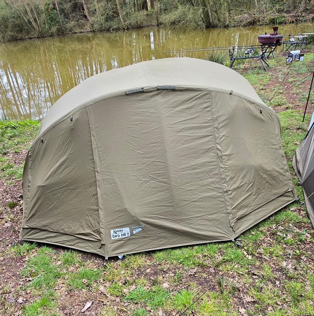 Mooie Kampa Air 2 man opblaasbare bivvy, tent compleet met o, Watersport en Boten, Hengelsport | Karpervissen, Ophalen of Verzenden