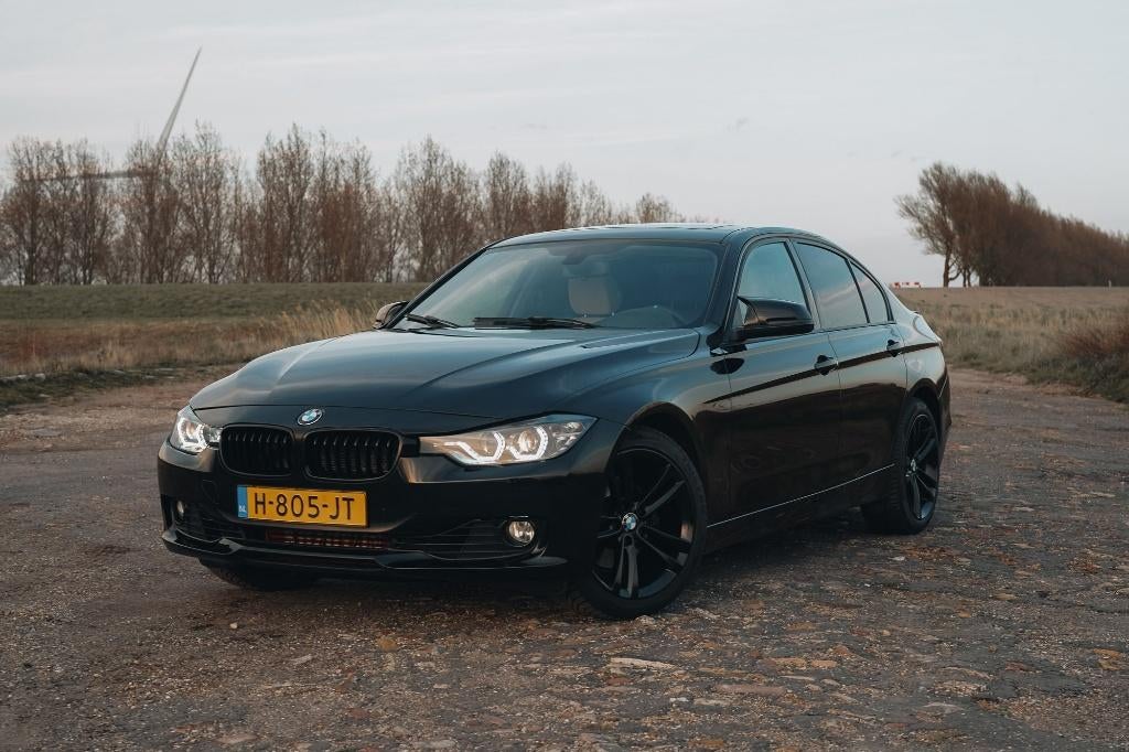 BMW F30 328i xDrive  Panorama Comfort Access 2012, Auto's, BMW, Bedrijf, 3-Serie, 4x4, ABS, Achteruitrijcamera, Airbags, Airconditioning