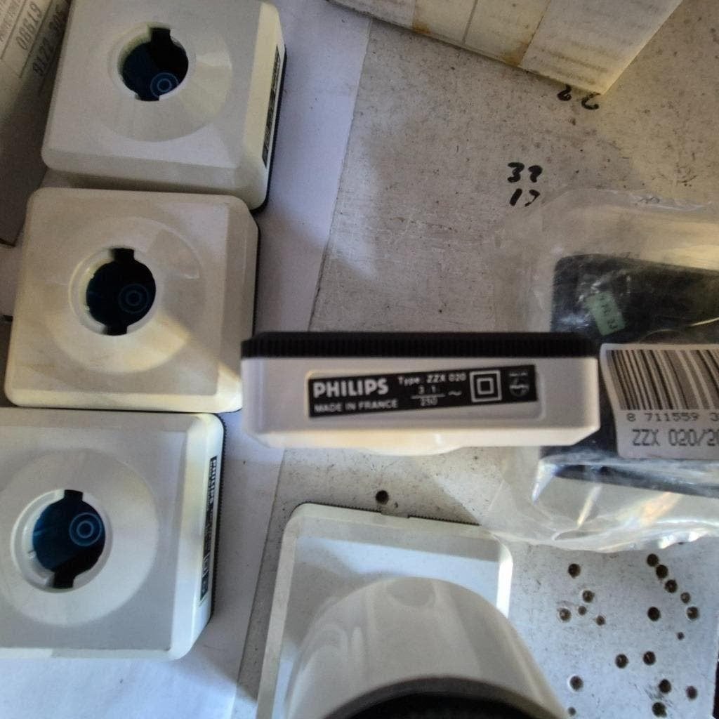 NIEUW 11 STUKS PHILIPS SPOT ACS20 E27 FITTING, Ophalen of Verzenden, Nieuw