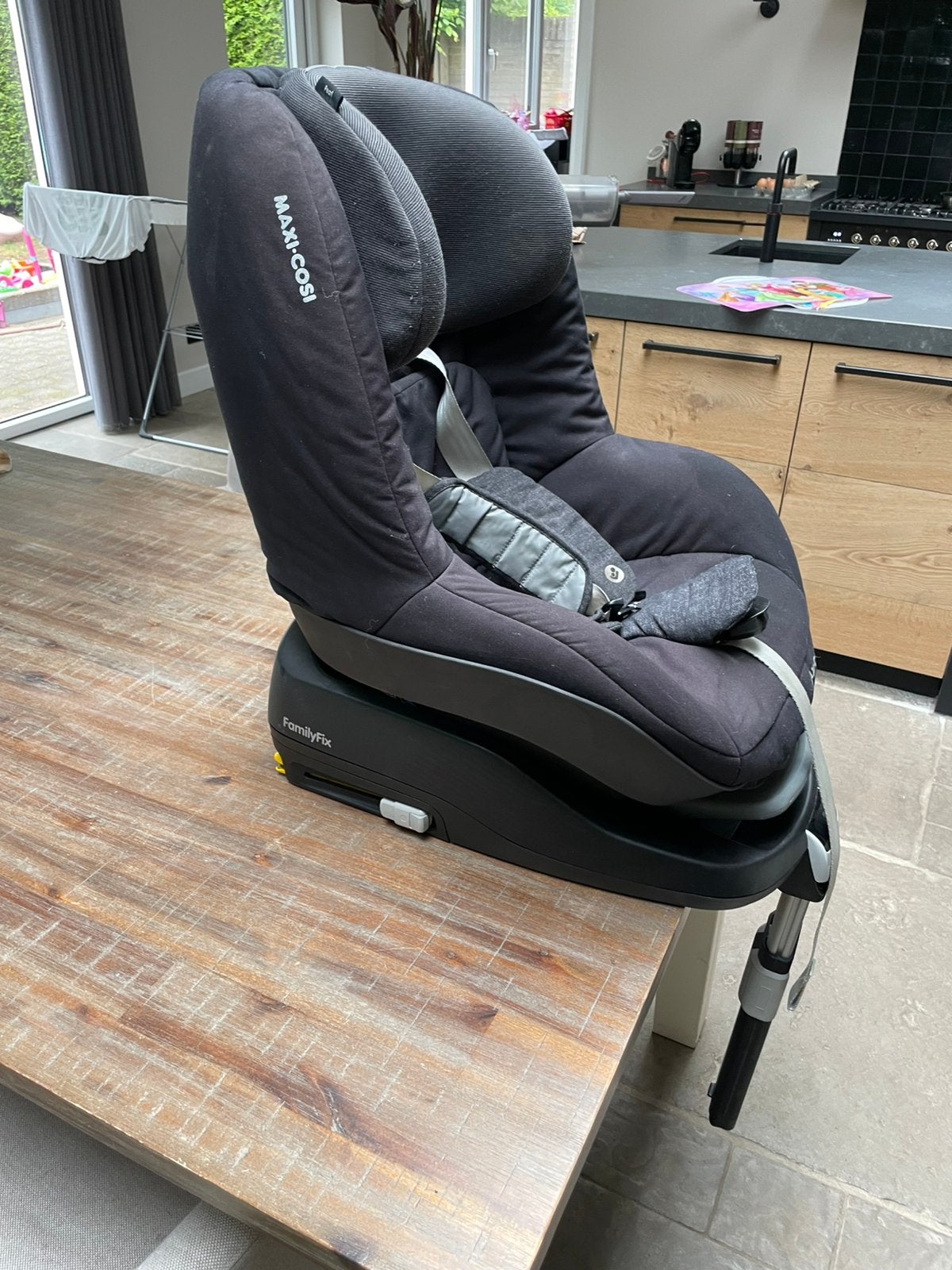Kinderstoel en base, Ophalen, Gebruikt, Isofix, 0 t/m 13 kg