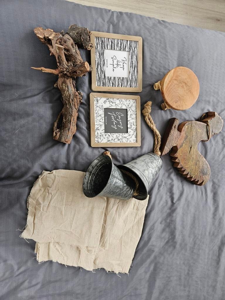 Decoratie set: fotolijstjes, belletjes, hout en meer, Hout, Gebruikt, Meerkleurig, Ophalen of Verzenden