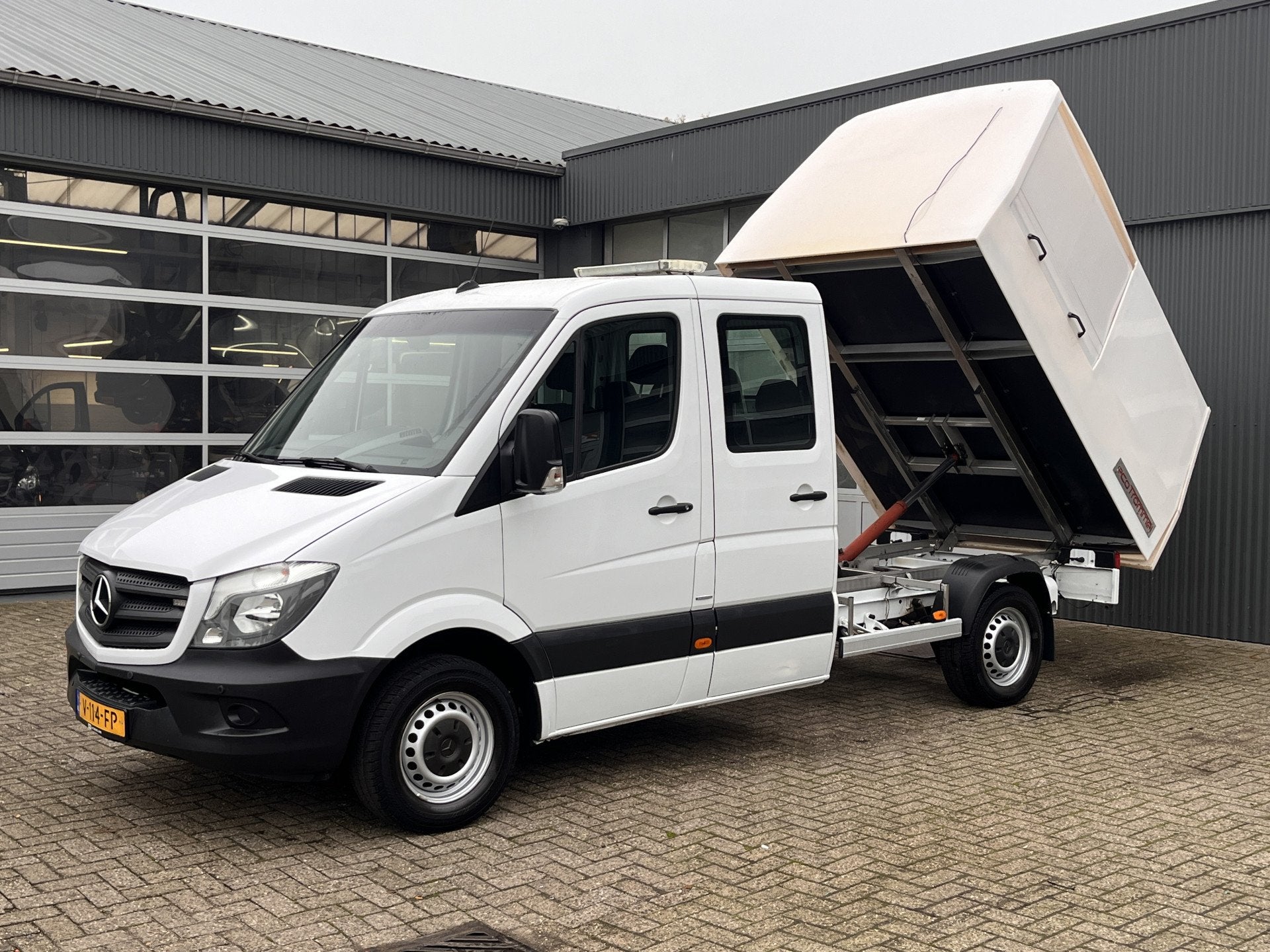 Mercedes-Benz Sprinter 311 2.2 CDI 366 DC Automaat Veegvuilk, Gebruikt, 4 cilinders, Bedrijf, Diesel
