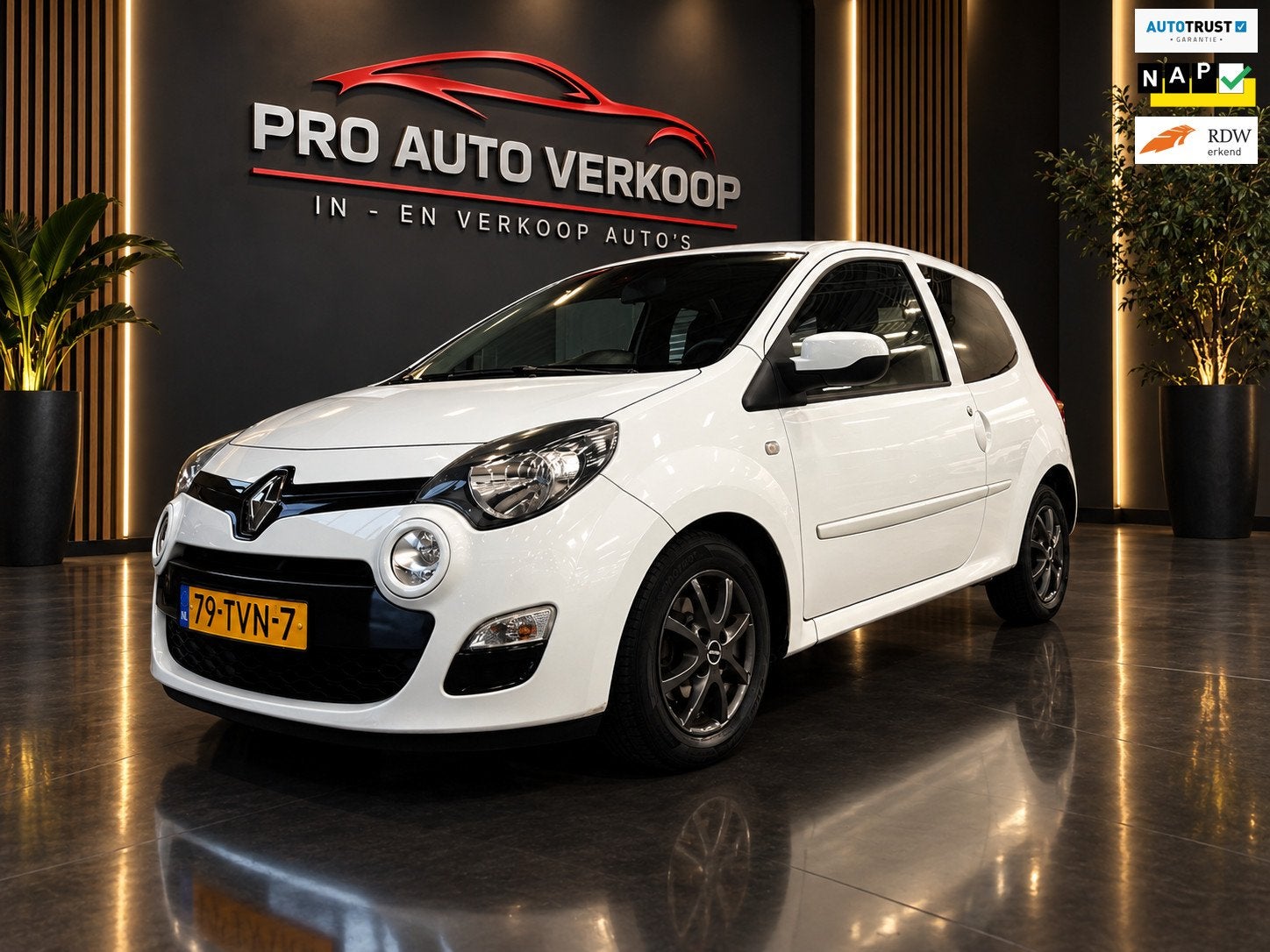 Renault Twingo 1.2 16V Collection TOMTOM_LMV 15''Airco, Voorwielaandrijving, Twingo, Gebruikt, 4 cilinders
