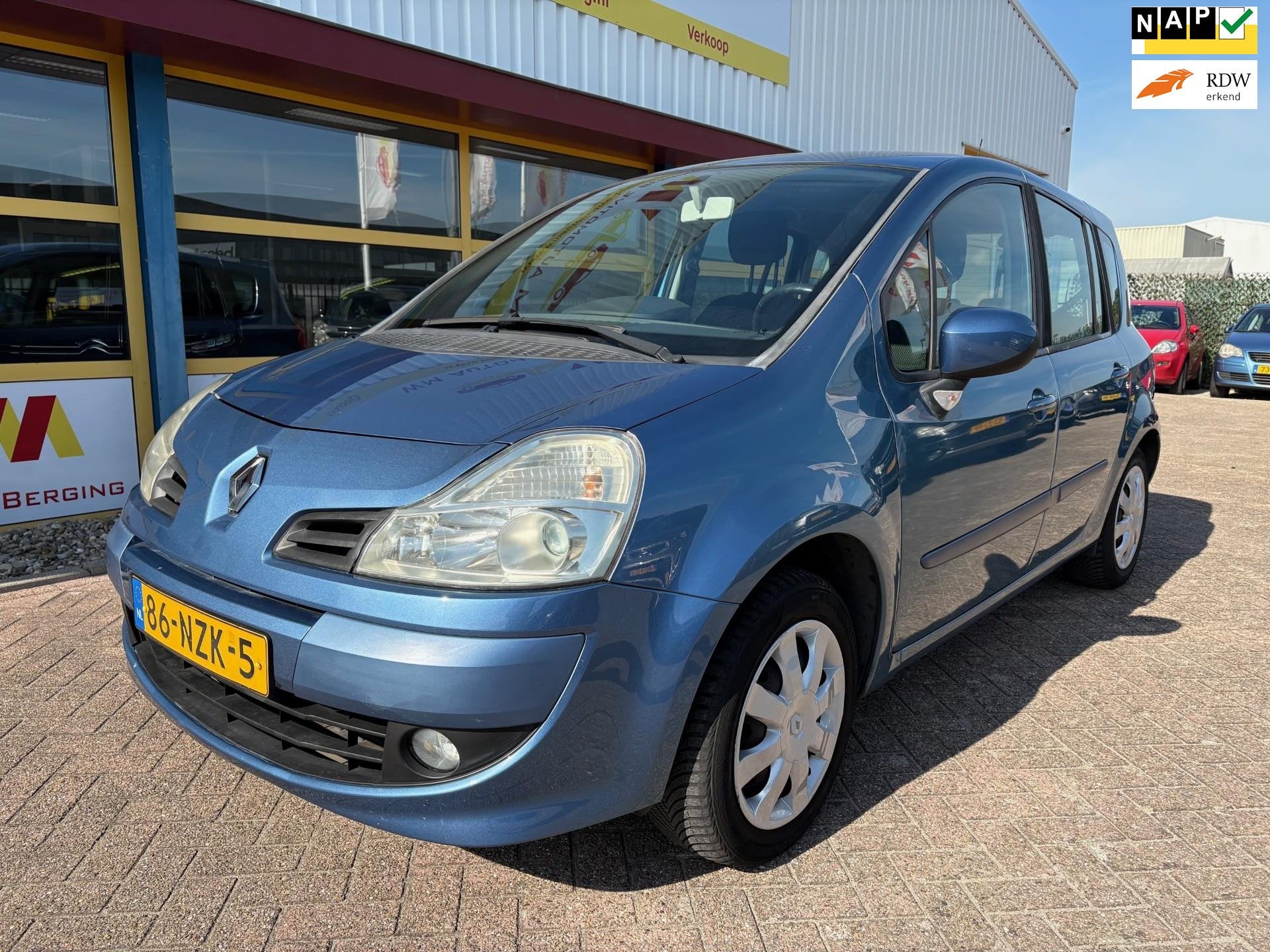 Renault Grand Modus 1.2 TCE Dynamique AIRCO APK T/M 29-10-26, Voorwielaandrijving, Euro 5, Gebruikt, Zwart