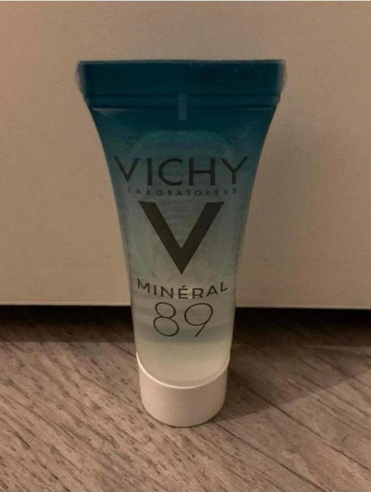 Vichy mineral 89 fortifying and daily booster 4 ml, Ophalen of Verzenden, Nieuw, Gehele gezicht, Verzorging