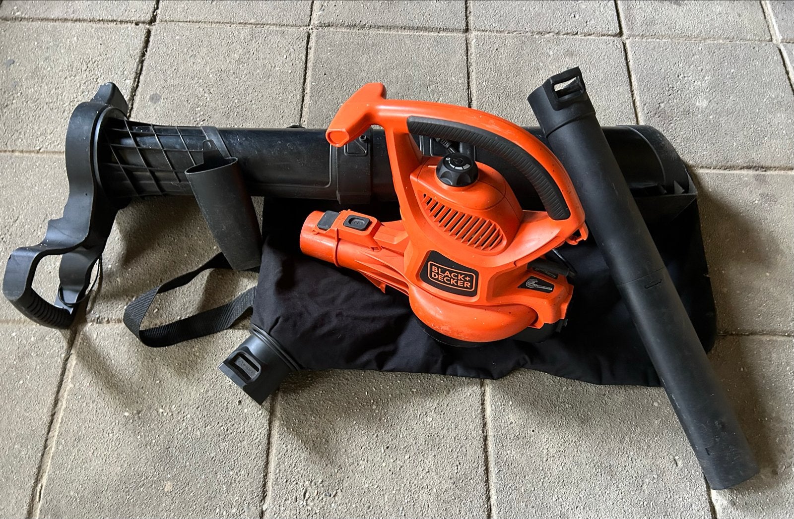 Black+Decker Bladblazer/Bladzuiger GW3030 - Zo goed als nieu, Ophalen, Handgedragen, Zo goed als nieuw, Met opvangzak