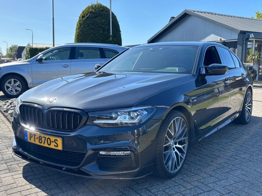 BMW 5 Serie 520i 2017 Sedan LPG M-Sport Model 2021 Facelift, Auto's, Automaat, 1998 cc, Achterwielaandrijving, Gebruikt