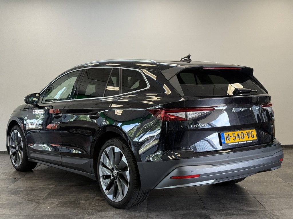 Skoda Enyaq iV 80 SOH 91% Panoramadak Trekhaak Wegklapbaar W, Auto's, Skoda, Automaat, Achterwielaandrijving, Gebruikt, Met garantie (alle)