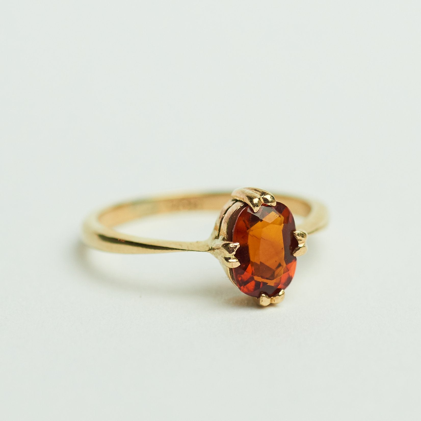 Vintage gouden ring solitair citrien 9 karaat ring oranje, Ophalen of Verzenden, Met edelsteen, Dame, Goud
