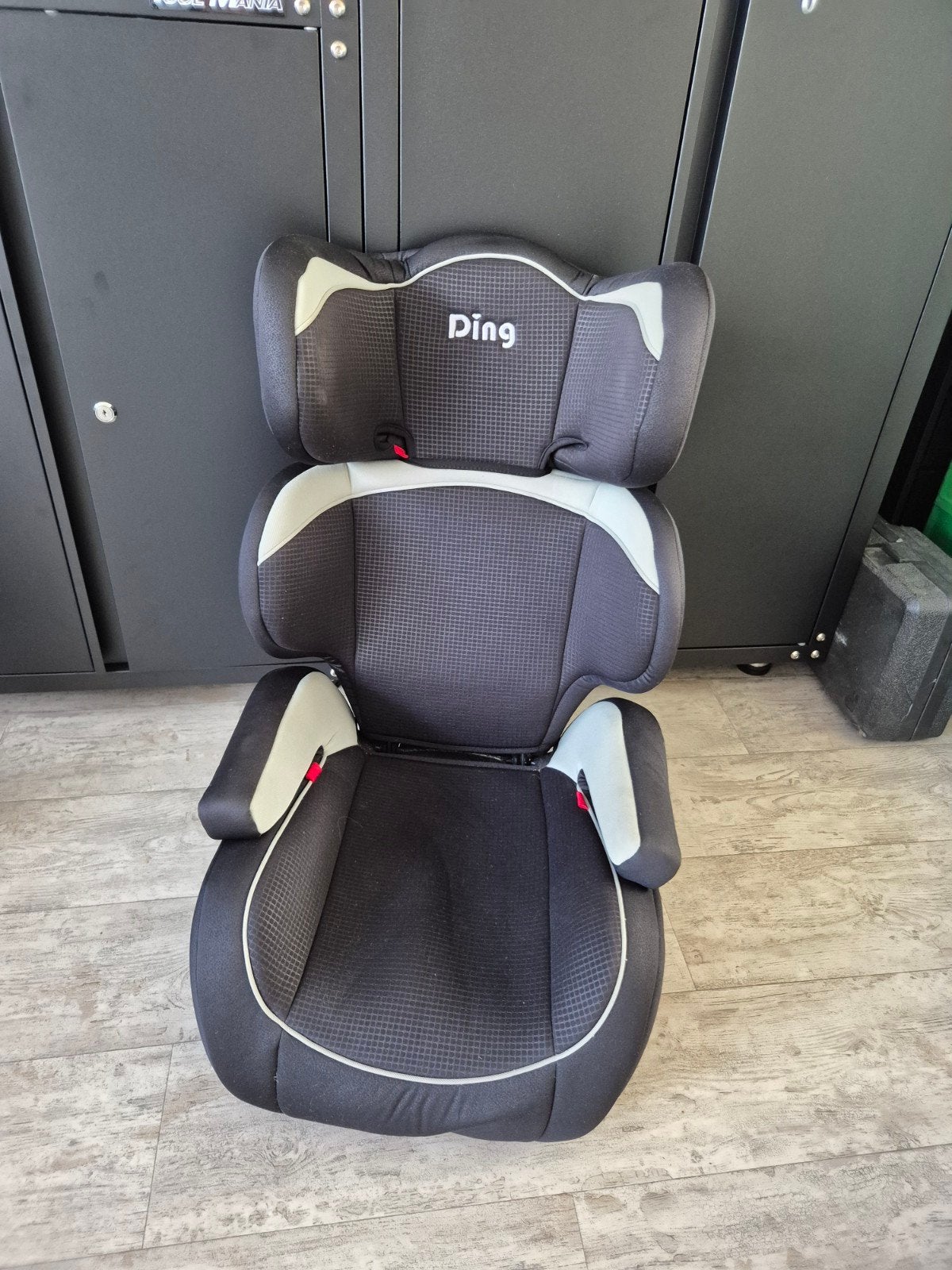 DING autostoel. 15-36 kg, Autogordel, Zijbescherming, Zo goed als nieuw, Ophalen