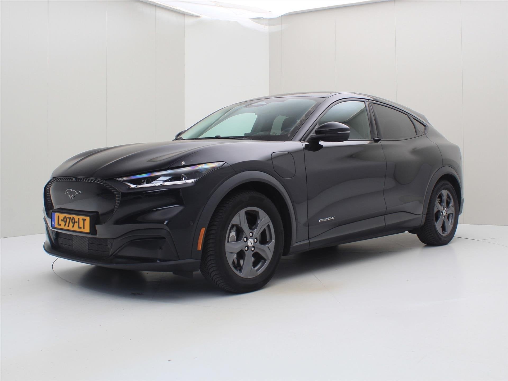 Ford Mustang Mach-E 75kWh 258pk RWD 94% Soh [ 360CAM+TECH PA, Automaat, Achterwielaandrijving, Gebruikt, 258 pk