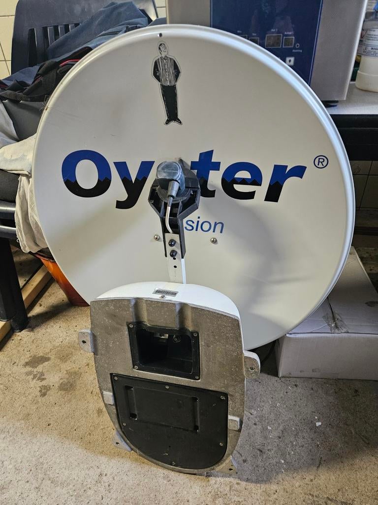 Oyster Vision Schotelantenne., Ophalen of Verzenden, Gebruikt, (Schotel)antenne, Overige merken