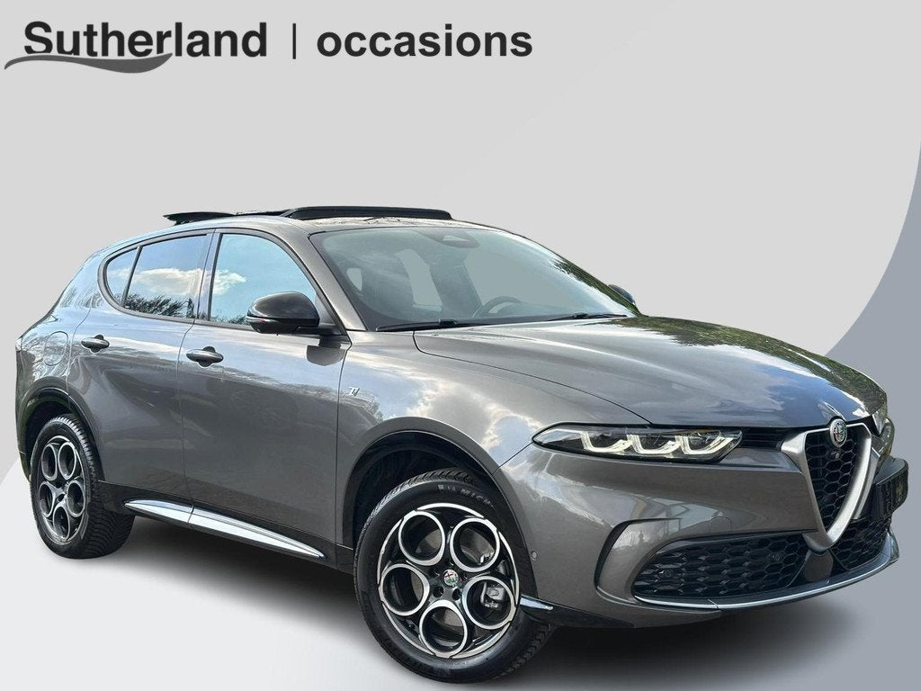 Alfa Romeo Tonale 1.3T PHEV Ti 280 PK | AWD | 360 graden cam, Automaat, Stof, Euro 6, 4 cilinders