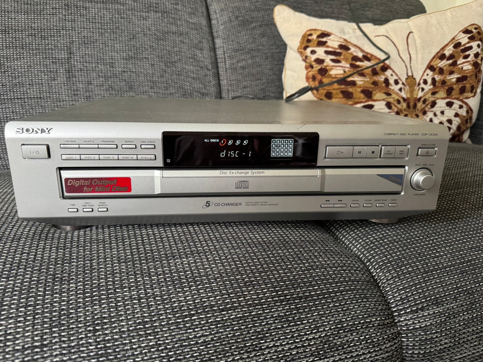 Sony CDP-CE 335 5 multi CD speler, Ophalen of Verzenden, Zo goed als nieuw, Dvd-speler, Sony