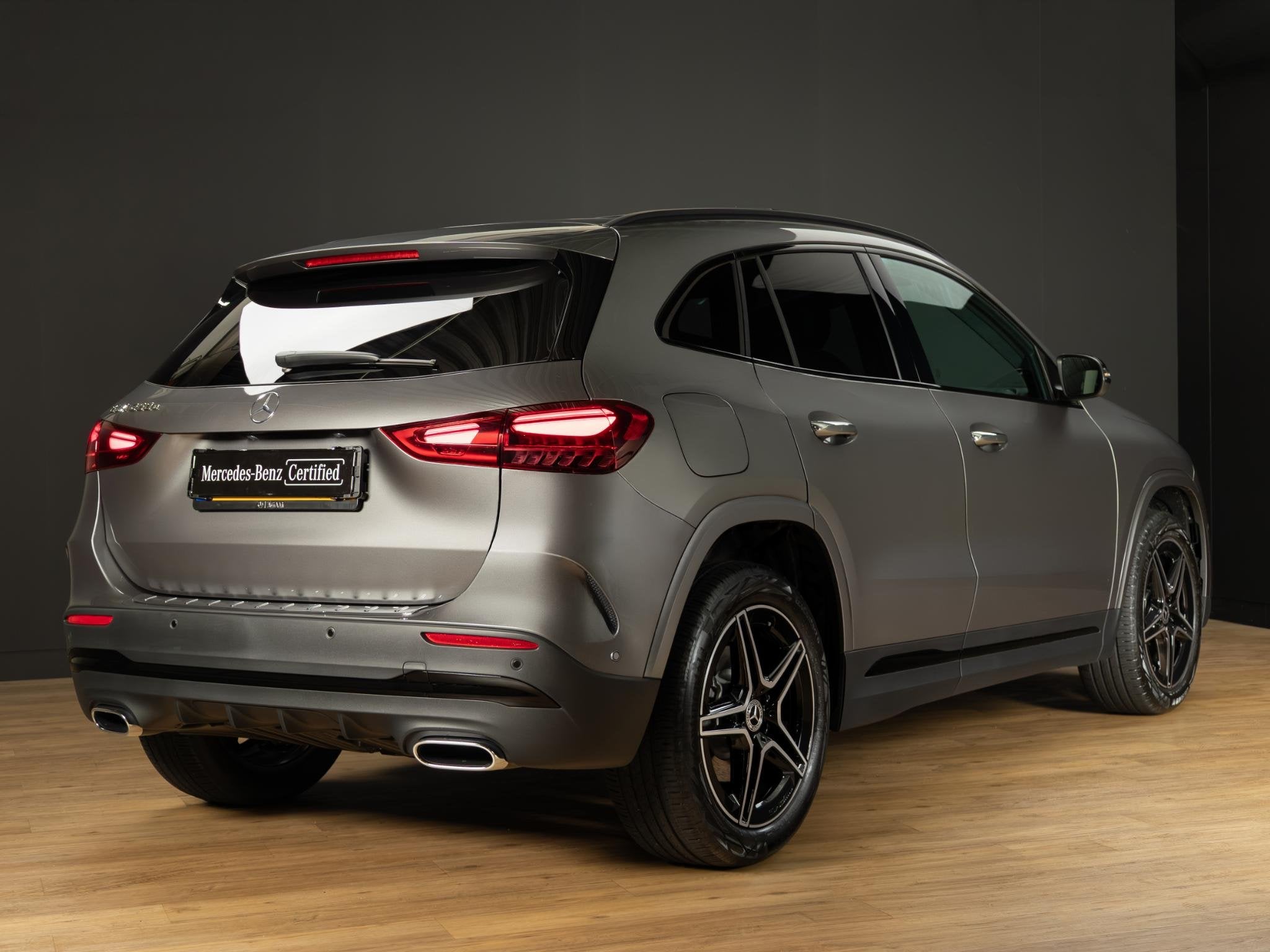 Mercedes-Benz GLA 250 e Business Solution AMG | Panorama dak, Auto's, 1800 kg, 4 cilinders, 16 kWh, 163 pk