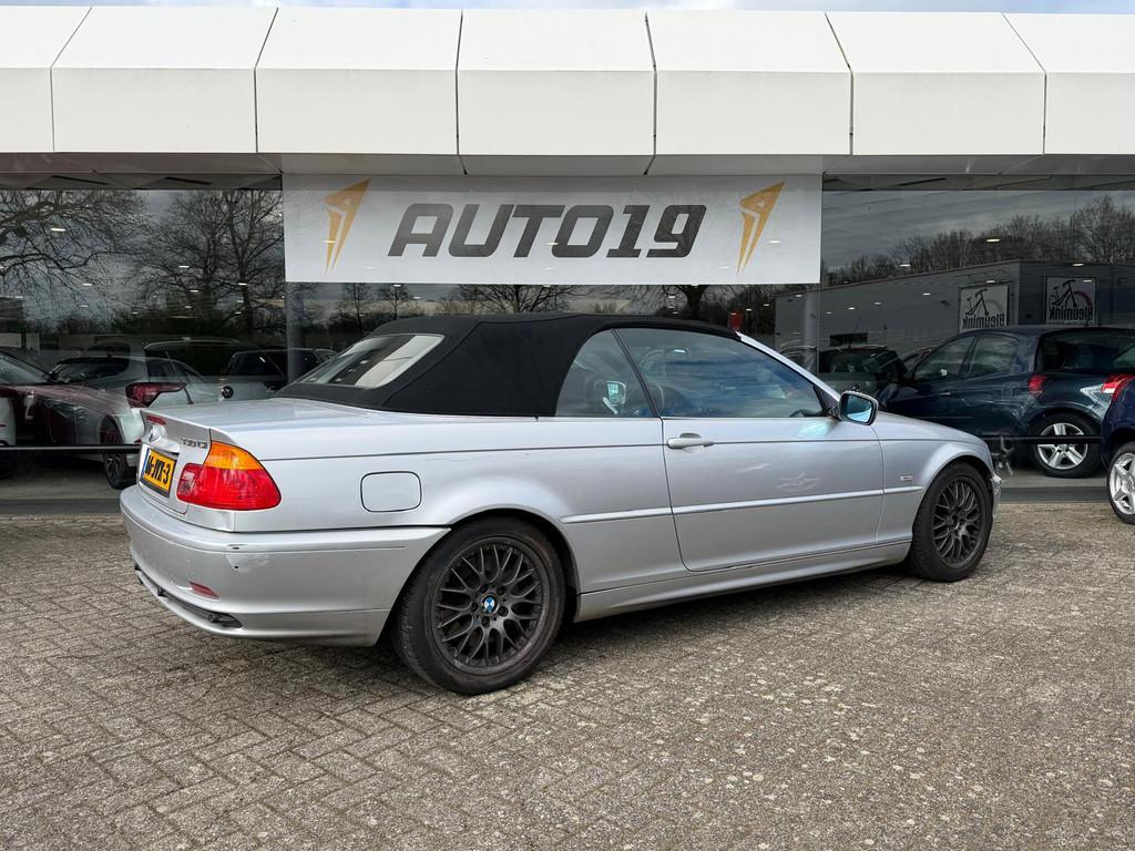 BMW 3-serie Cabrio 330Ci E46 Cabriolet Executive Automaat, Auto's, BMW, Automaat, Gebruikt, Stoelverwarming, 1595 kg