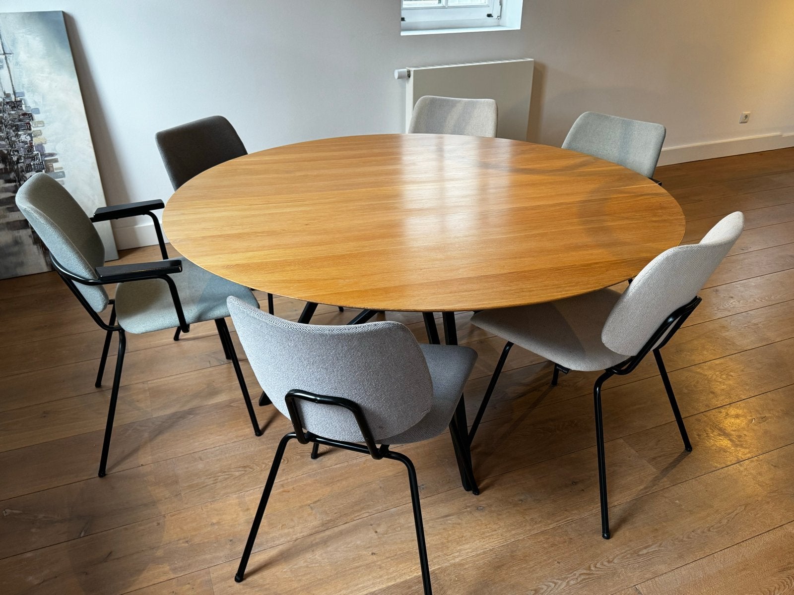 Studio Henk Eetkamer Tafel Rond 160 Cm Zwarte Quadpod Poot E, Ophalen, Gebruikt, 150 tot 200 cm, Vijf personen of meer