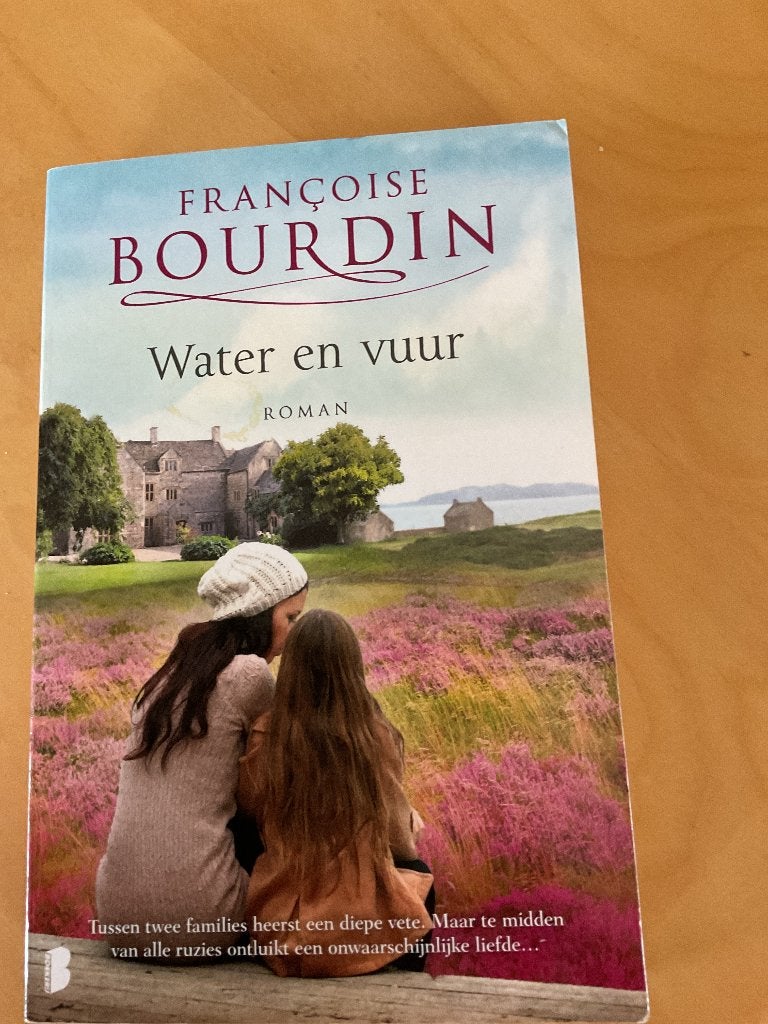 Water en vuur, Boeken, Ophalen of Verzenden, Zo goed als nieuw
