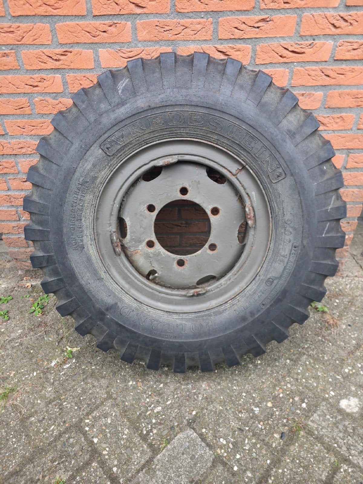Wiel Daf YA126 Vredestein 9.00-16 stalen velg ø95cm, Verzamelen, Militaria | Algemeen, Ophalen, ., ., Nederland