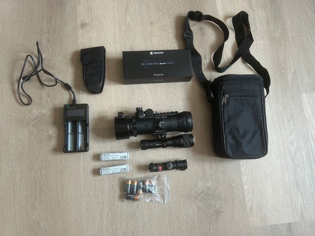 Dipol DN34 Pro met Hikmicro IR Torch + oplaadbare batterijen, Ophalen of Verzenden, Gebruikt