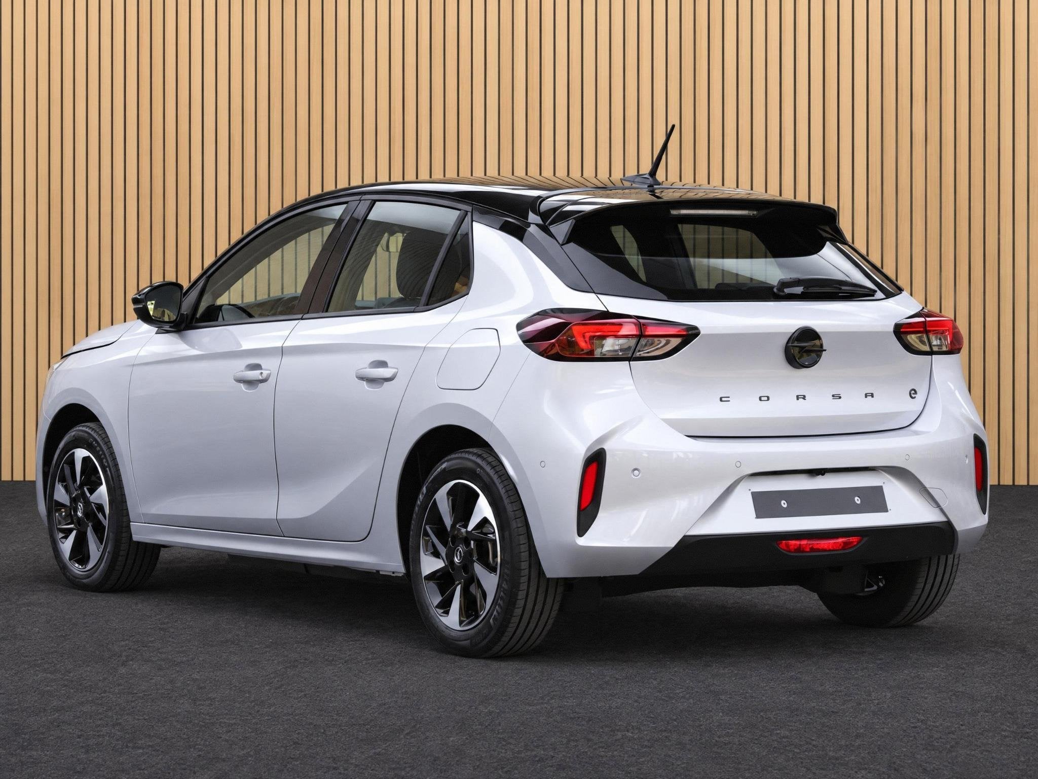 Opel Corsa Electric Long Range GS 51 kWh VOORRAAD KORTING, Auto's, 12 maanden, Stof, 156 pk, 429 km