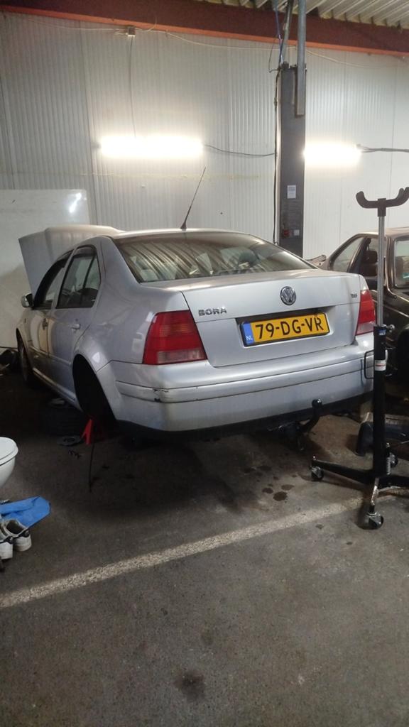 Volkswagen bora V5 te koop in onderdelen., Ophalen of Verzenden, Volkswagen