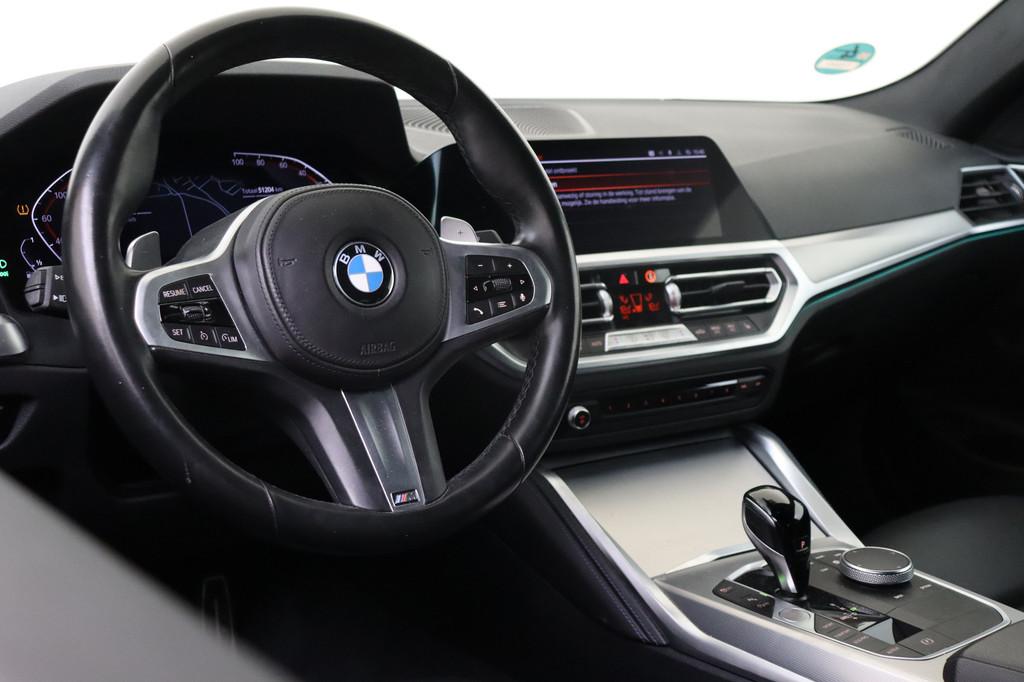 BMW 4 Serie Coupé 420i High Executive M Sport Automaat / St, Achterwielaandrijving, Gebruikt, 4 stoelen, Alcantara
