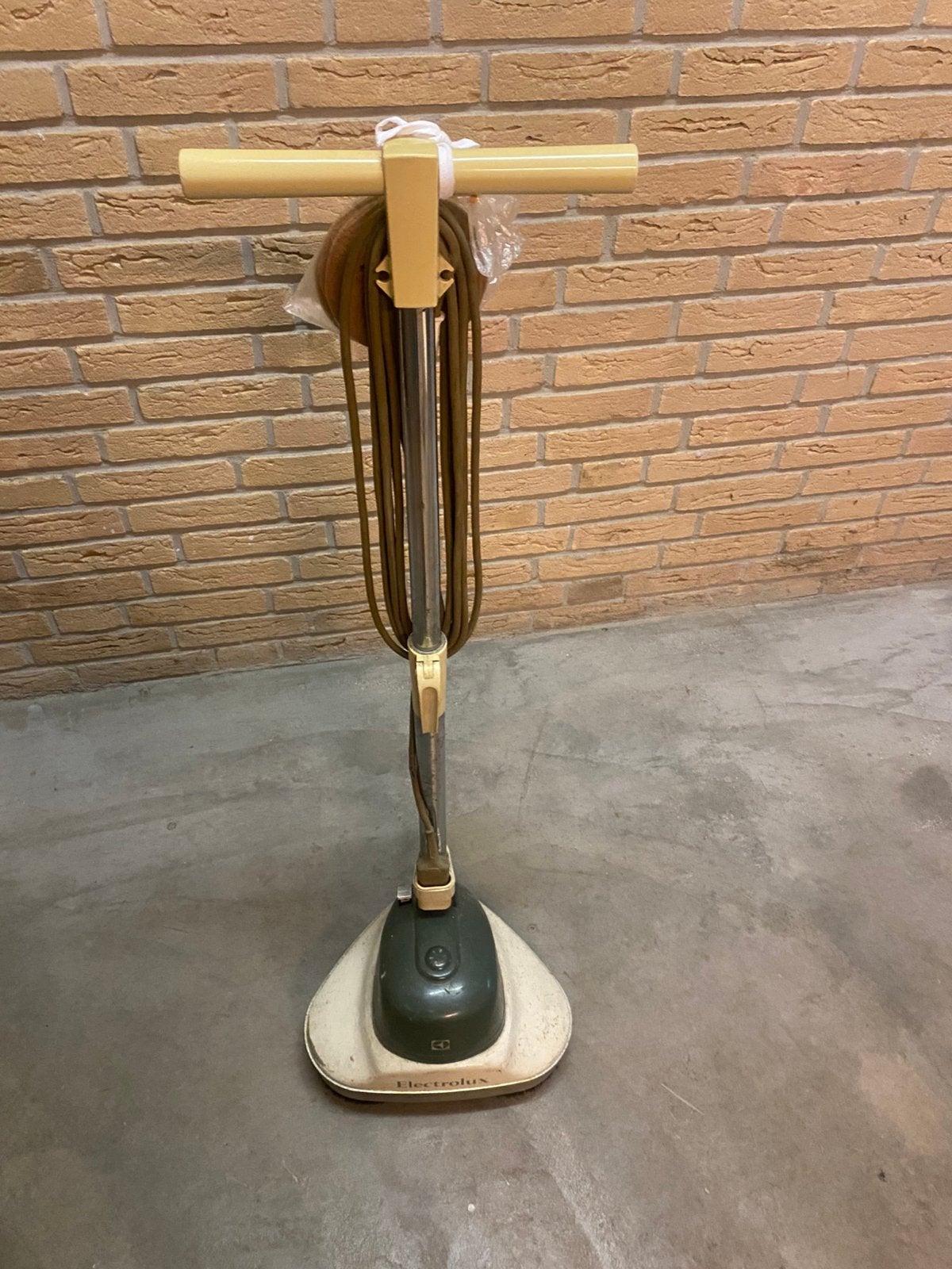 Parket schuurmachine, Ophalen, Gebruikt, Bruin, Vierkant