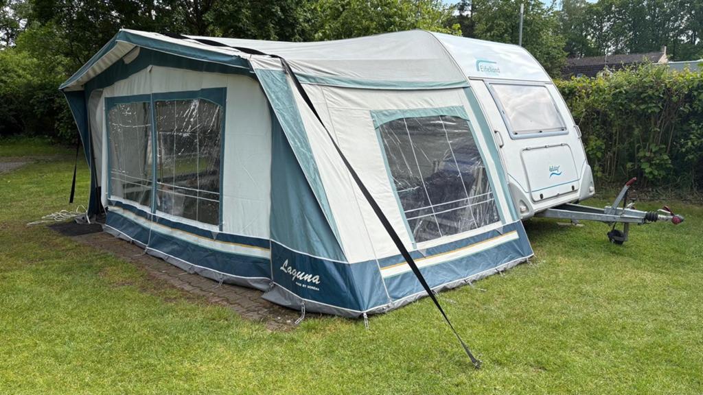 Eifelland 460 TU caravan uit 2001 - 1e eigenaar, Rondzit, Schokbreker, Dwarsbed, 4 tot 5 meter