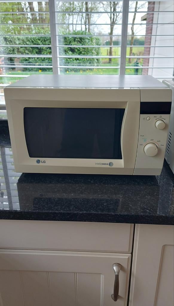 LG Intellowave magnetron model MS-1932E, Ophalen, Gebruikt, Magnetron, Draaiplateau