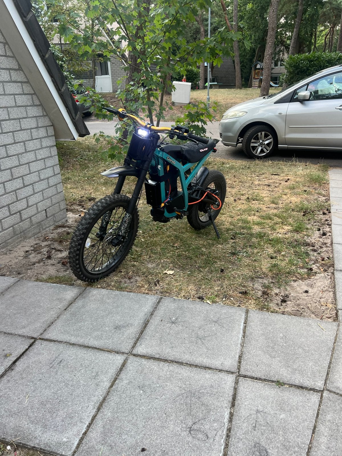 Gt2000 custom, Ophalen, Zo goed als nieuw, Overige merken
