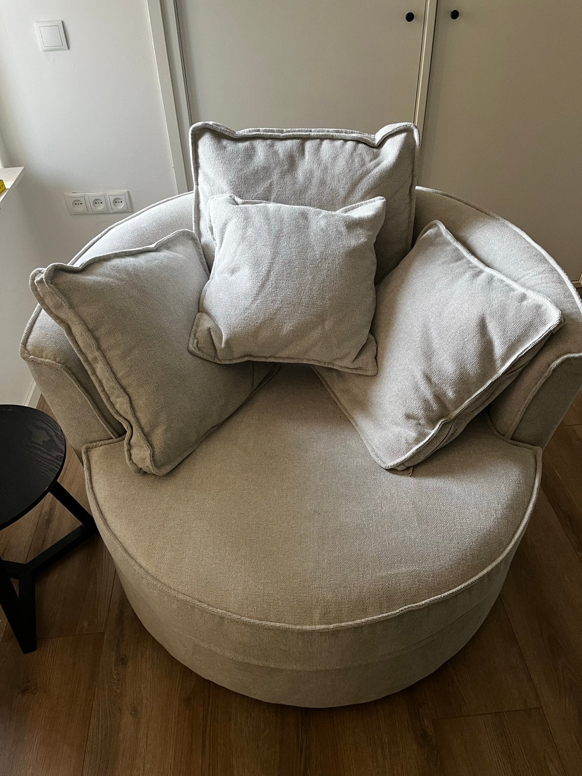 Grijze Luciria draaifauteuil InHouse, Ophalen, Zo goed als nieuw, Stof, 100 tot 125 cm