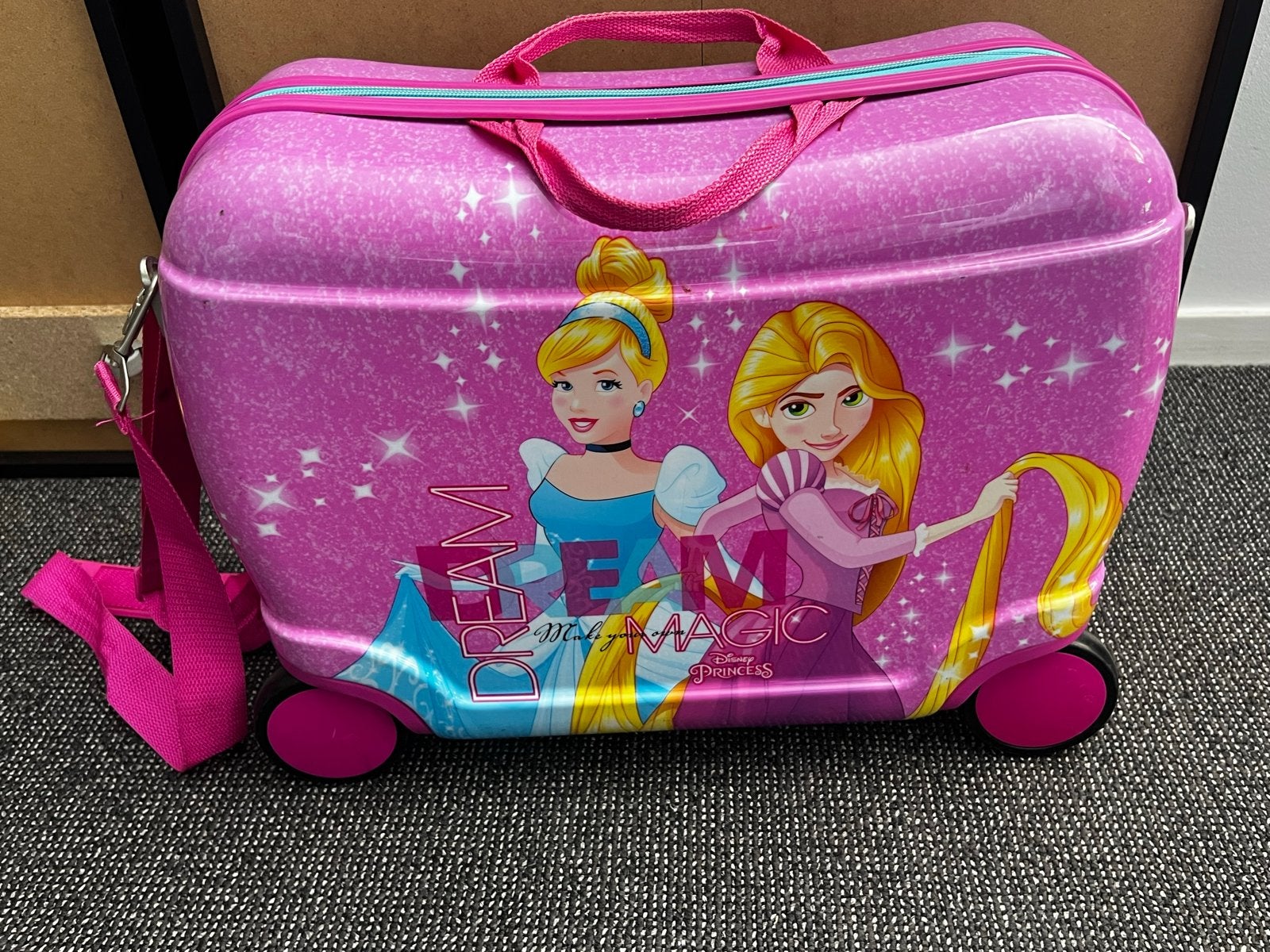 Disney Princess Koffer op Wieltjes - Roze, Sieraden, Tassen en Uiterlijk, Koffers, Gebruikt, Hard kunststof, Minder dan 50 cm