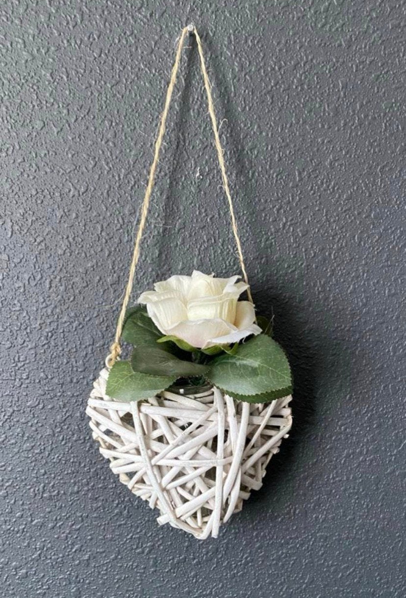 Bloem hanger hart model met bloem  15 x18 cm, Verzenden, Zo goed als nieuw