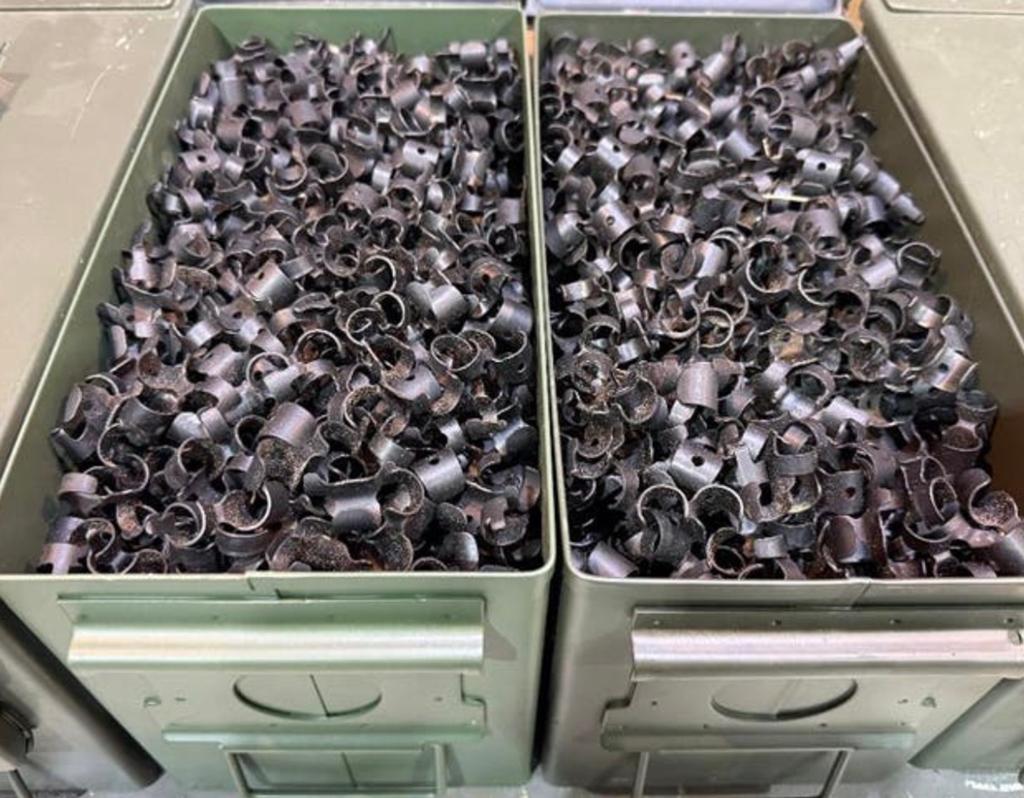 M13 schakels voor 7.62, Verzamelen, Ophalen of Verzenden, Landmacht, Nederland, Hulzen of Bodemvondsten