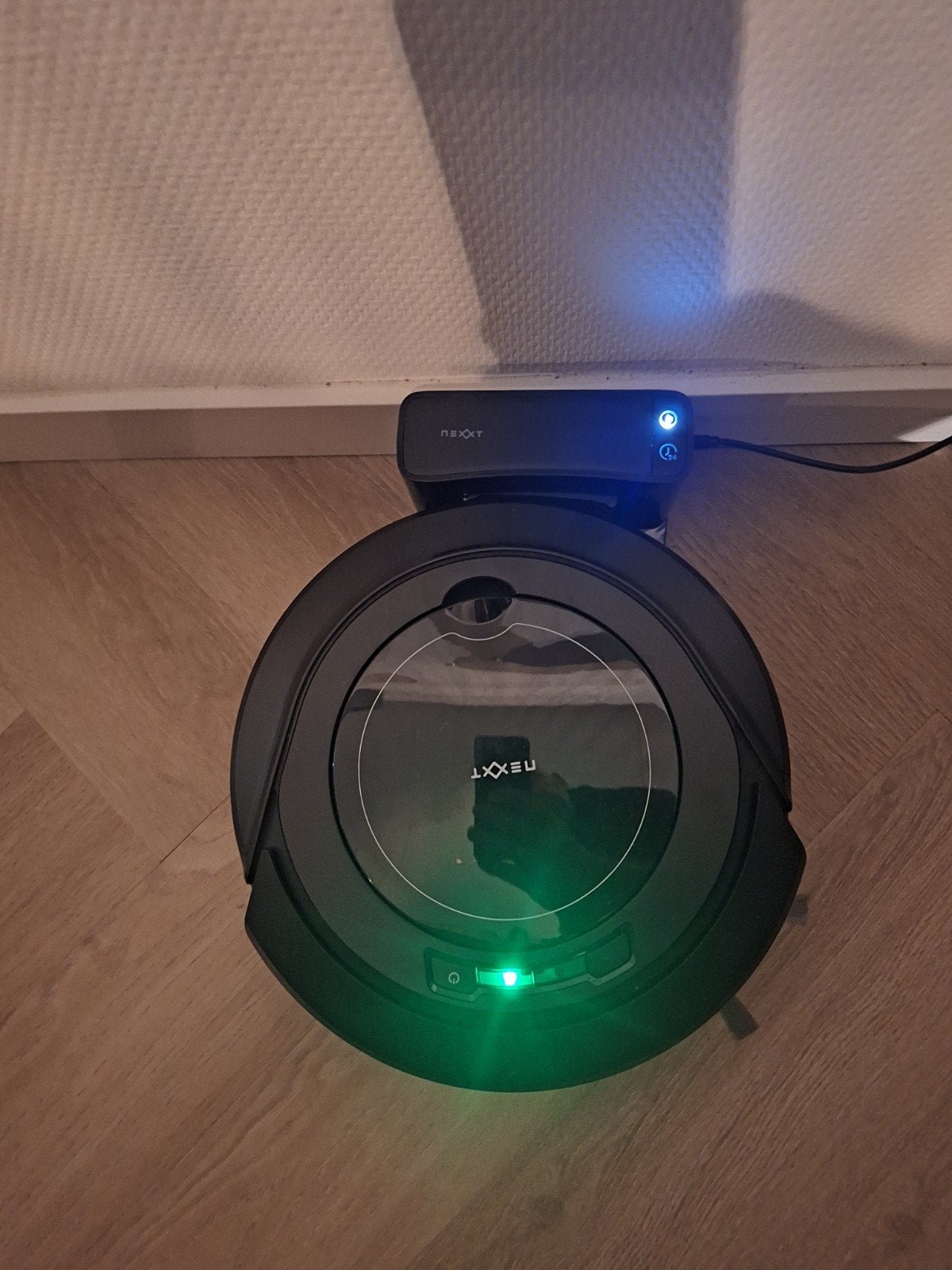 Robot stofzuiger, Ophalen, Zo goed als nieuw, Robotstofzuiger, Draadloos
