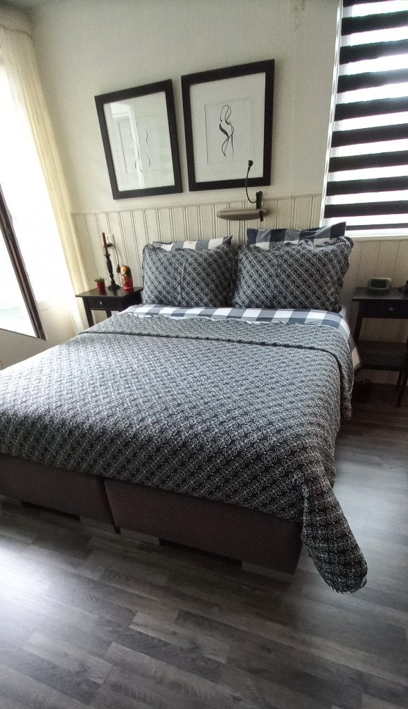 Boxspring 1,60x2,00 m + Topper, Ophalen, Bruin, Tweepersoons, Zo goed als nieuw
