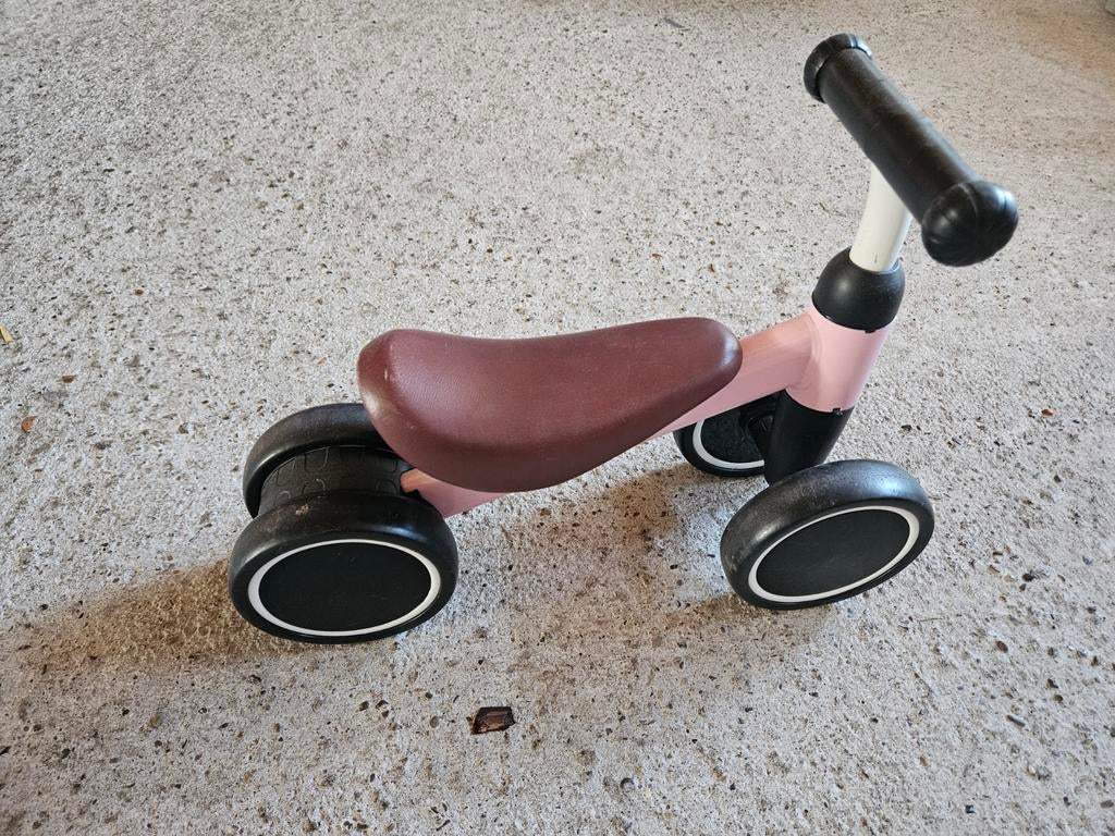 Roze loopfietsje voor peuters Bandits and Angels, Kinderen en Baby's, Speelgoed | Buiten | Voertuigen en Loopfietsen, Gebruikt