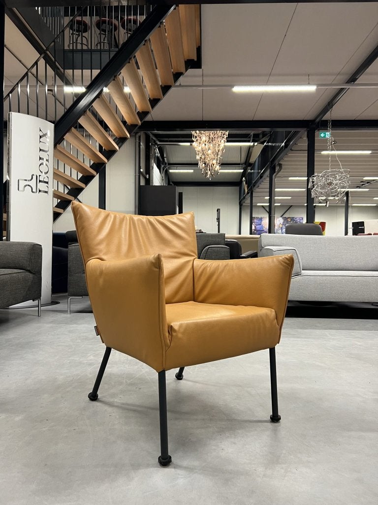 Showmodel Label Vandenberg Togo Fauteuil Leer Design stoel, Huis en Inrichting, Fauteuils, Nieuw, Ophalen of Verzenden, Label van den Berg