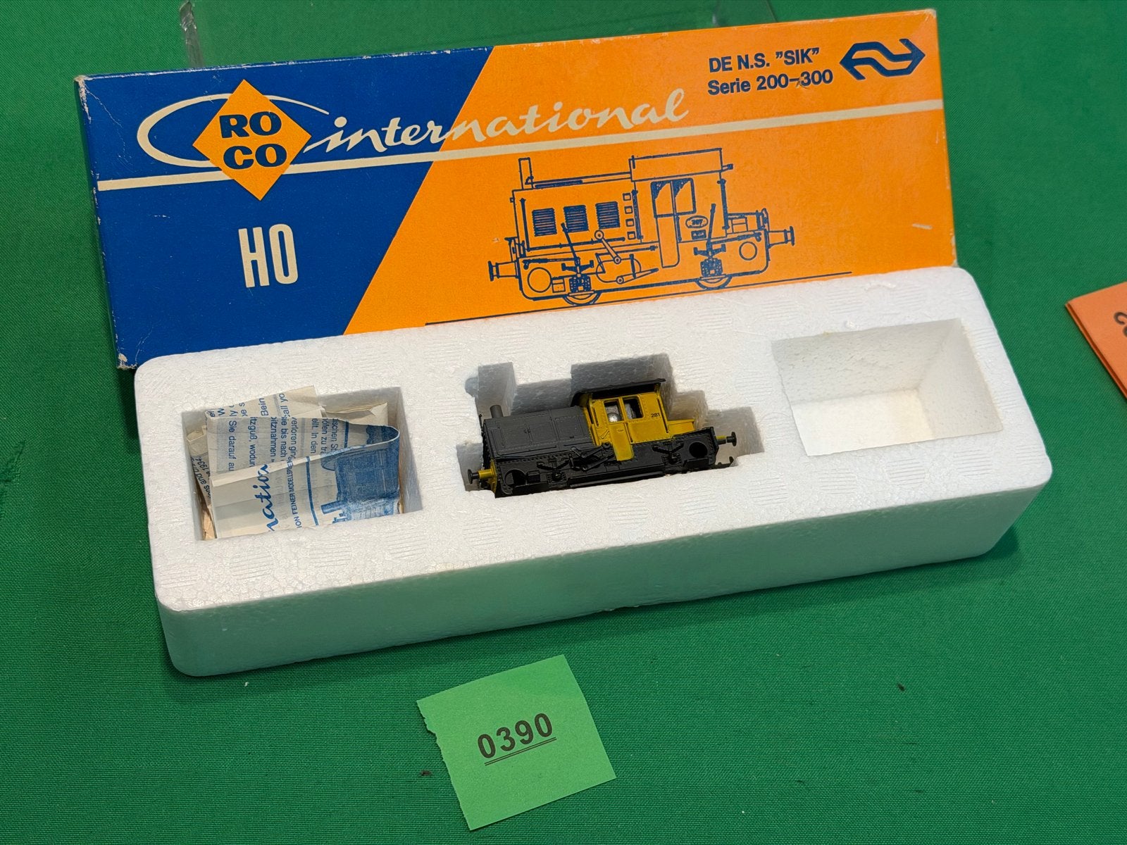 390- Roco NS 'Sik' Serie 200-300 Locomotief H0, Hobby en Vrije tijd, Ophalen of Verzenden, Roco, Gelijkstroom, Locomotief