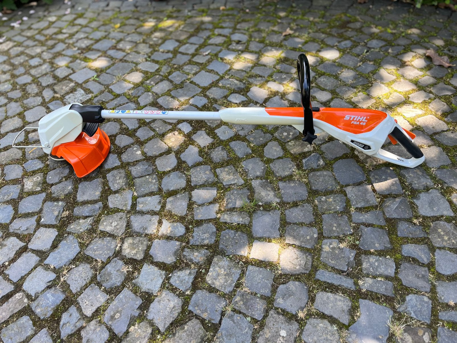 Stihl FSA 45 - Accukantenmaaier, Ophalen, Zo goed als nieuw, Accu