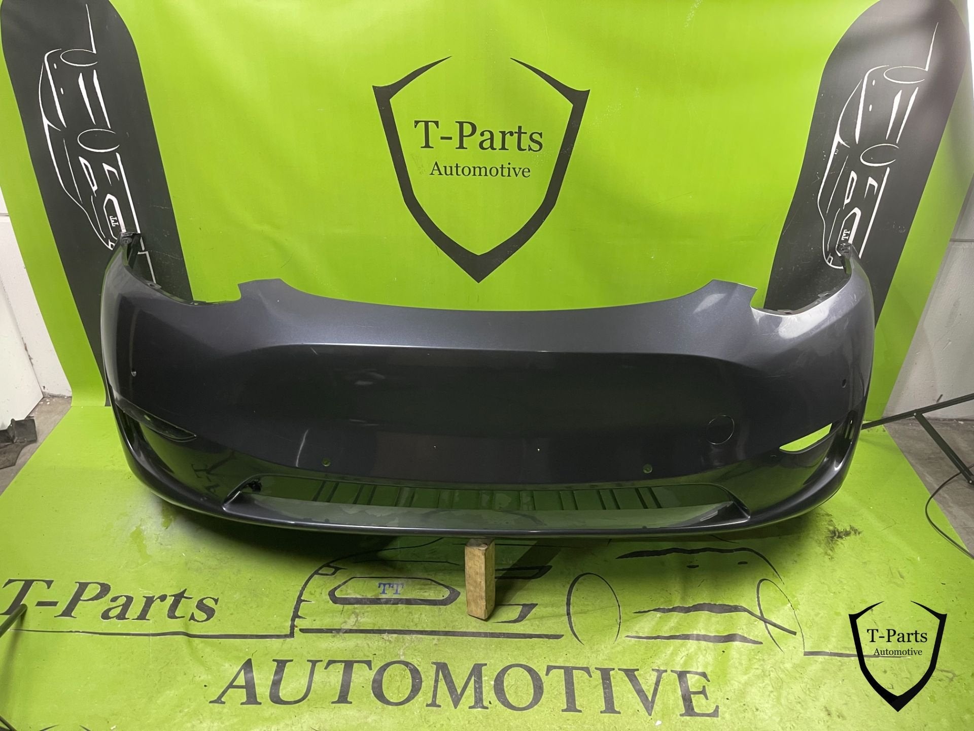 tesla model Y voorbumper bumper