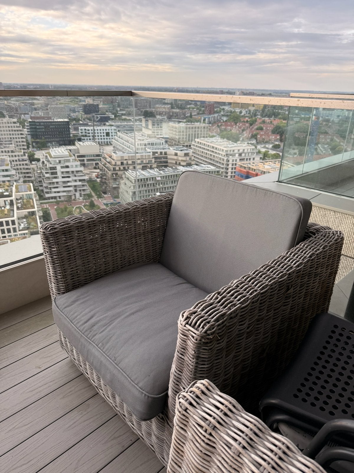 2 Rattan Lounge Chairs / Sofas – €100 for both, Tuin en Terras, Ophalen of Verzenden, Zo goed als nieuw, 2 zitplaatsen