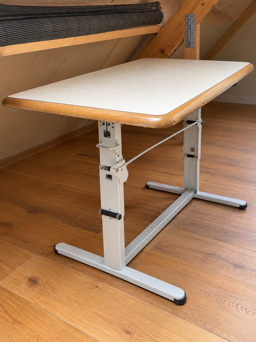 Originele tafel Kip Greyline – jaren 80 – ombouwbaar tot bed, Ophalen, Gebruikt