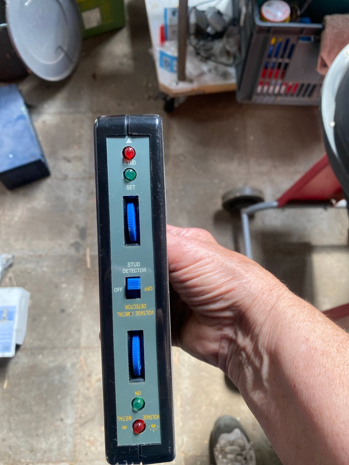 3-in-1 Detector: Stud, Voltage & Metaaldetector, Doe-het-zelf en Verbouw, Ophalen of Verzenden, Gebruikt, Overige meters